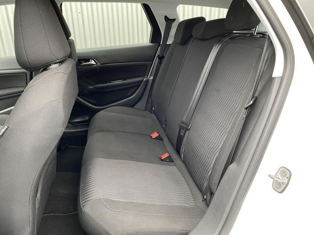 Peugeot 308 SW 1.2 PureTech Blue Lease 1e Eignr, Clima, CC, Navi, Bluetooth, Trekh, nw. APK - Inruil Mogelijk -