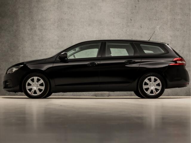 Peugeot 308 SW 1.2 PureTech Sport (APPLE CARPLAY, GROOT NAVI, CRUISE, SPORTSTOELEN, BLUETOOTH, NIEUWE APK, NIEUWSTAAT)