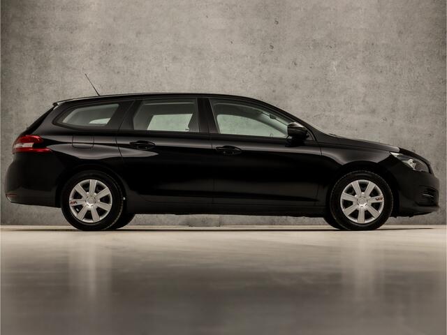 Peugeot 308 SW 1.2 PureTech Sport (APPLE CARPLAY, GROOT NAVI, CRUISE, SPORTSTOELEN, BLUETOOTH, NIEUWE APK, NIEUWSTAAT)