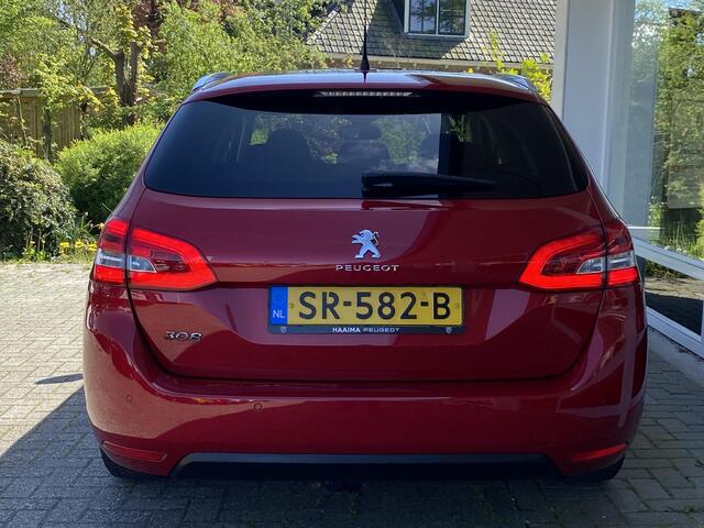 Peugeot 308 SW 1.2T 110PK Blue Lease Executive | Panoramadak | Navigatie | Facelift model | Parkeersensoren voor & achter | Climate Control