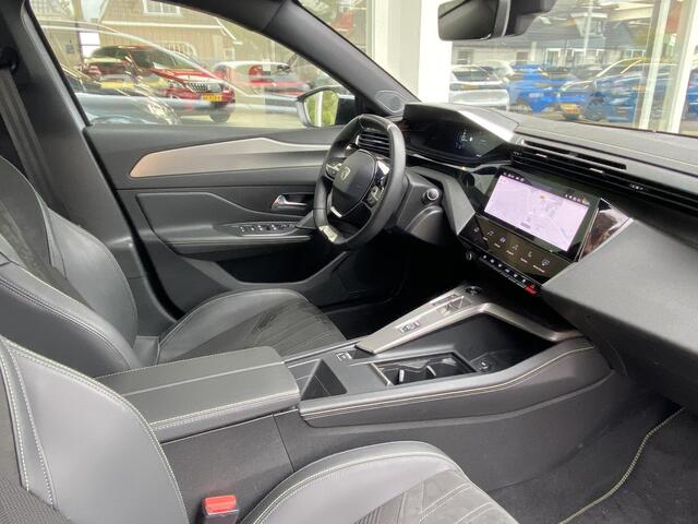 Peugeot 308 SW 1.6T 225pk Plug-in Hybrid GT | Alcantara | Keyless Entry | Full LED | 18'' velgen | Navi | Achteruitrijcamera | Adaptieve Cruise Control