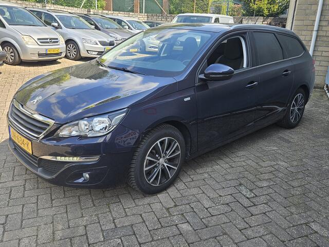 Peugeot 308 SW 1.2 PureTech Style TEL NAVI PANODAK PDC CC