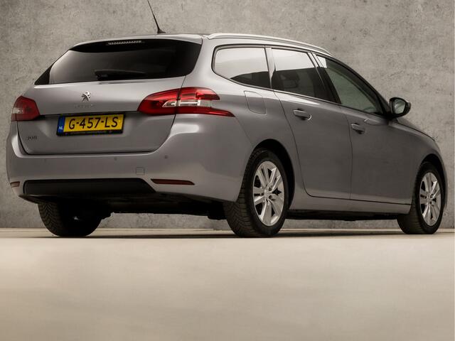 Peugeot 308 SW 1.2 PureTech Sport (PANORAMADAK, APPLE CARPLAY, GROOT NAVI, PARKEERSENSOREN, SPORTSTOELEN, GETINT GLAS, CRUISE, NIEUWE APK, NIEUWSTAAT)