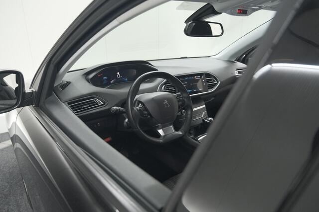 Peugeot 308 PureTech 110 Blue Lease Active | Trekhaak | Camera | Apple Carplay | Parkeersensoren