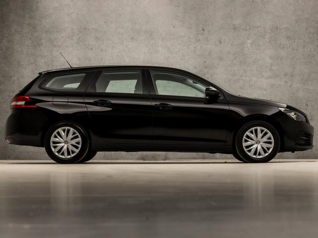 Peugeot 308 SW 1.2 PureTech Sport (APPLE CARPLAY, GROOT NAVI, CRUISE, SPORTSTOELEN, BLUETOOTH, ARMSTEUN, NIEUWE APK, NIEUWSTAAT)