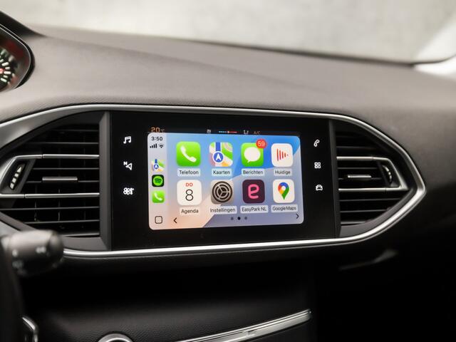 Peugeot 308 SW 1.2 PureTech Sport (APPLE CARPLAY, GROOT NAVI, CRUISE, SPORTSTOELEN, BLUETOOTH, ARMSTEUN, NIEUWE APK, NIEUWSTAAT)