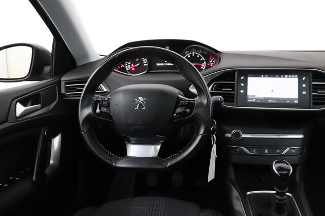 Peugeot 308 SW 1.2 131 PK Premium Pano-dak Camera Carplay Adapt. Cruise