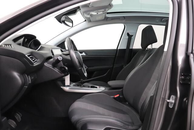 Peugeot 308 SW 1.2 131 PK Premium Pano-dak Camera Carplay Adapt. Cruise