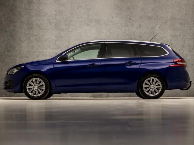 Peugeot 308 SW 1.2 PureTech Sport (PANORAMADAK, APPLE CARPLAY, GROOT NAVI, 360 CAMERA, LEDER, SPORTSTOELEN, ADAPTIVE CRUISE, GETINT GLAS, TREKHAAK, LANE ASSIST, NIEUWSTAAT)
