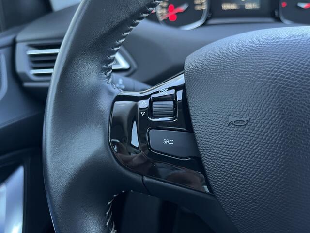 Peugeot 308 SW 1.2 PureTech Blue Lease Premium Airco ECC | LED | Panorama | Massage | Memory | Trekhaak | Navigatie | Camera | DAB | Isofix | NAP | Apple Carplay