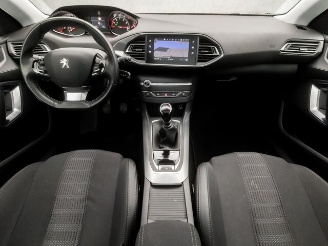 Peugeot 308 SW 1.2 PureTech Sport (PANORAMADAK, APPLE CARPLAY, GROOT NAVI, 360 CAMERA, SPORTSTOELEN, ADAPTIVE CRUISE, TREKHAAK, NIEUWSTAAT)