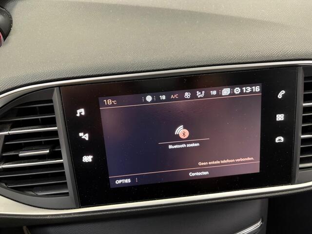 Peugeot 308 1.2 Panorama dak Trekhaak Navigatie Apple Android Cruise PDCECC