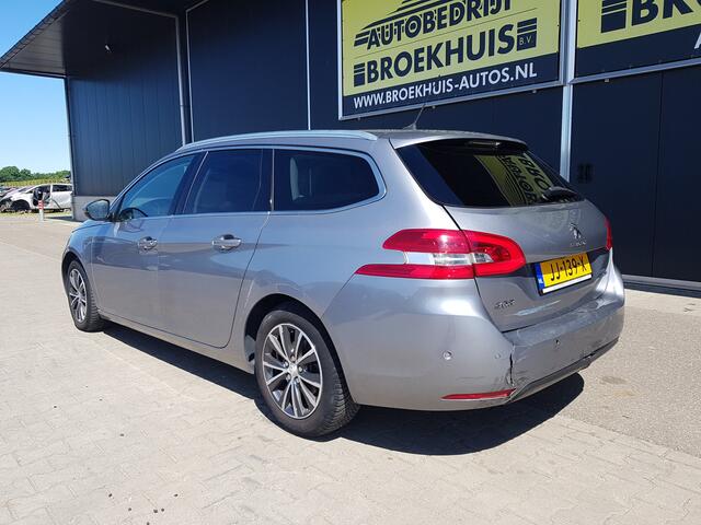 Peugeot 308 SW 1.2 PureTech Blue Lease Premium