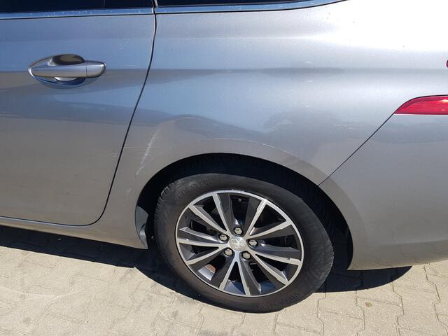 Peugeot 308 SW 1.2 PureTech Blue Lease Premium