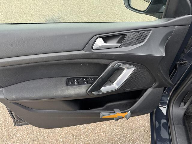 Peugeot 308 1.2 PureTech Active Clima/Cruise/LMV/PDC