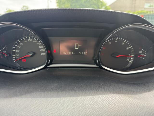 Peugeot 308 1.2 PureTech Active Clima/Cruise/LMV/PDC