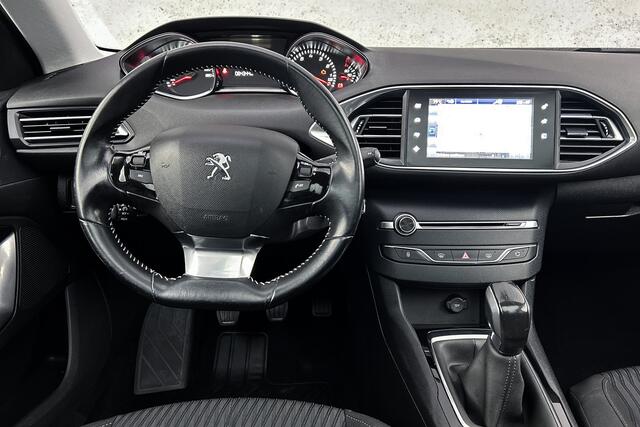 Peugeot 308 1.2 PureTech Blue Lion | Panoramadak | Climate control | Cruise control | Parkeersensoren | Navigatie
