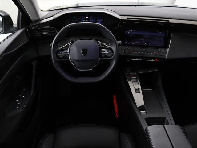 Peugeot 308 1.6 PHEV Active Pack Business | Stoelverwarming | Trekhaak | Carplay | Half leder | Sportstoelen | Navigatie | Full LED