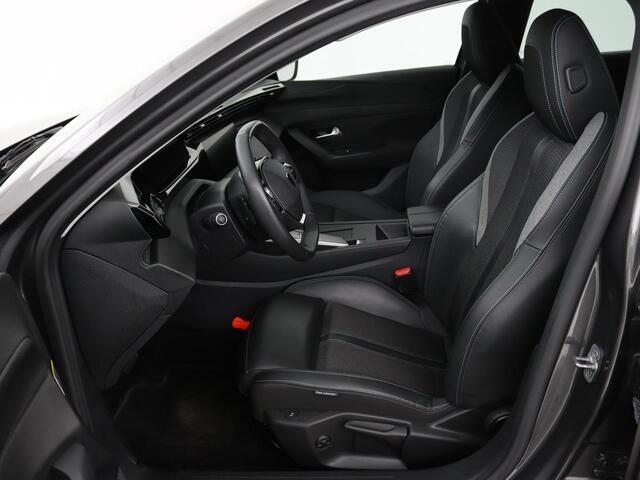 Peugeot 308 1.6 PHEV Active Pack Business | Stoelverwarming | Trekhaak | Carplay | Half leder | Sportstoelen | Navigatie | Full LED