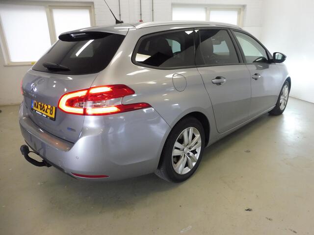 Peugeot 308 SW 1.2 PureTech Blue Lion Trekhaak | Navi | Cruise | Pano | PDC v+a | Nwe d riem