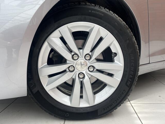 Peugeot 308 PureTech 110 Blue Lion | Panoramadak | Navigatie | Cruise Control |