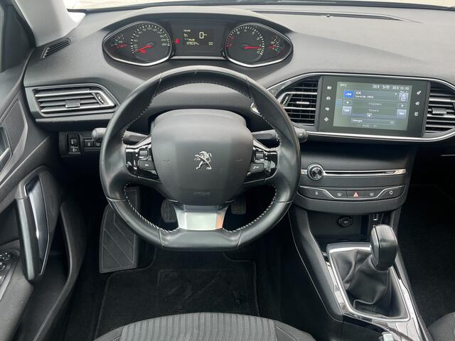Peugeot 308 PureTech 110 Blue Lion | Panoramadak | Navigatie | Cruise Control |
