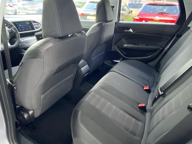 Peugeot 308 SW 1.2T 130pk Automaat Allure Pack | Adaptieve Cruise Control | Achteruitrijcamera | Navigatie | LED | Climate Control | Parkeersensoren