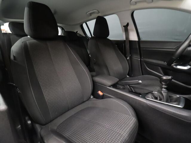 Peugeot 308 1.2 PureTech Blue Lease Active [APPLE CARPLAY, NAVIGATIE, ANDROID, PARKEERSENSOREN V+A, CRUISE CONTROL, CLIMATE, NIEUWSTAAT]