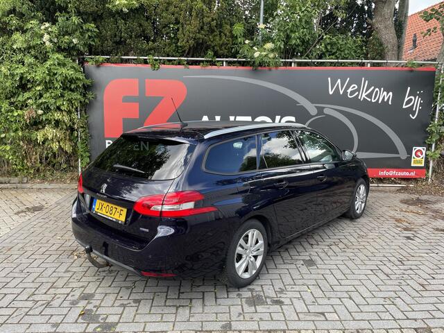 Peugeot 308 SW 1.2 PureTech Blue Lease Executive | Trekhaak | Parkeersensoren V+A | Cruise Contol | Airco |