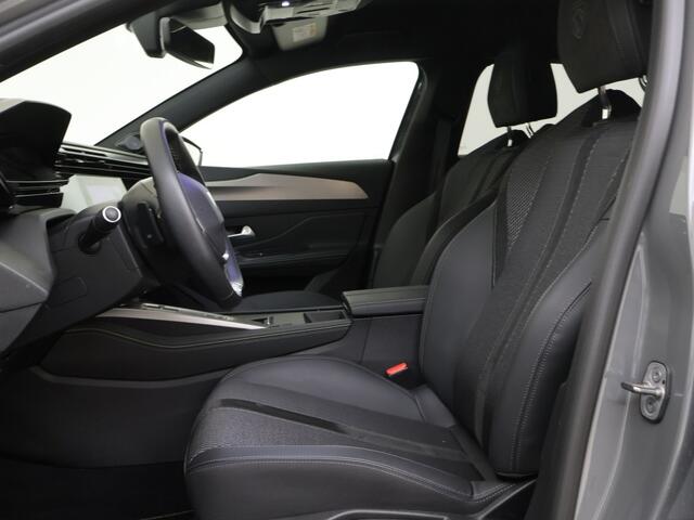 Peugeot 308 1.2 PureTech GT 130PK Automaat Stijlvolle ruimte met Franse flai