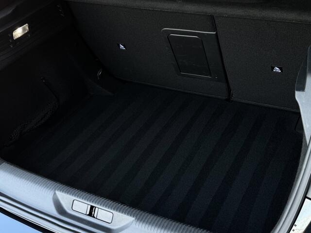 Peugeot 308 1.2 PureTech Allure Prijs Inclusief Onderhoud & 12 Maand BOVAG Garantie | Apple carplay |