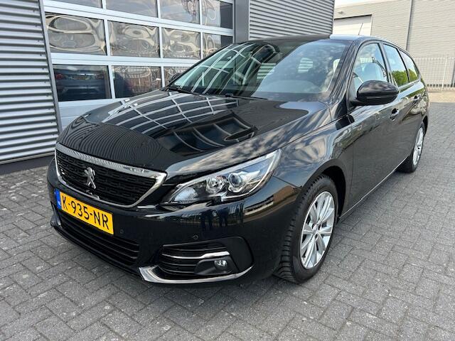 Peugeot 308 SW 1.2 PureTech Blue Lease Active