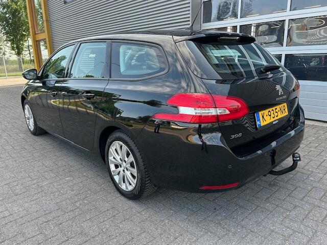 Peugeot 308 SW 1.2 PureTech Blue Lease Active