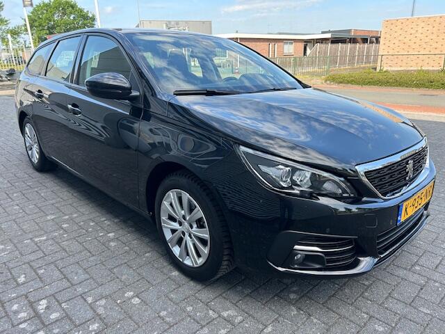 Peugeot 308 SW 1.2 PureTech Blue Lease Active