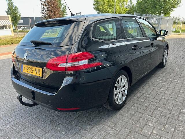 Peugeot 308 SW 1.2 PureTech Blue Lease Active