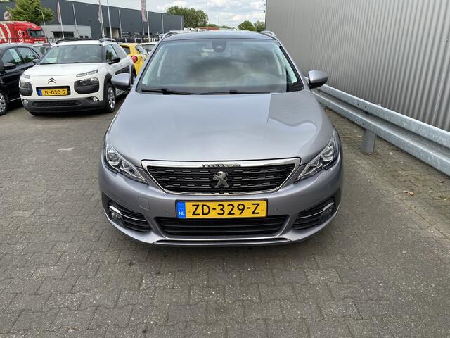 Peugeot 308 SW 1.2 PureTech Blue Lease Premium 2019! Clima, Navi, Pano, Parkassist & Cam. CC, LM, Trekh, nw. APK - Inruil Mogelijk -