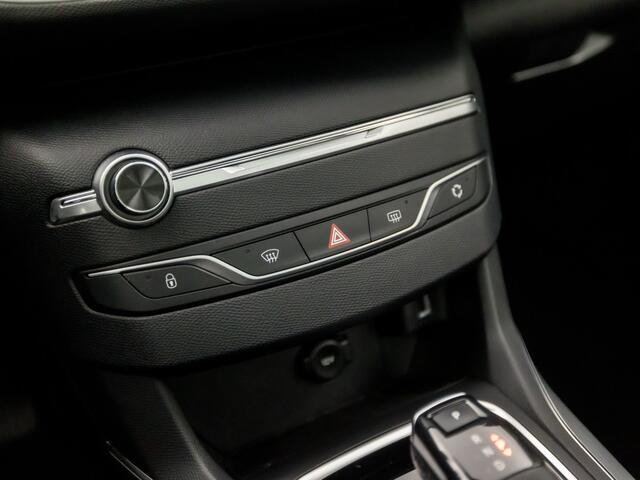 Peugeot 308 SW 1.2 PureTech Sport Automaat (PANORAMADAK, APPLE CARPLAY, GROOT. NAVI, 360 CAMERA, SPORTSTOELEN, GETINT GLAS, CRUISE, NIEUWE APK, NIEUWSTAAT)