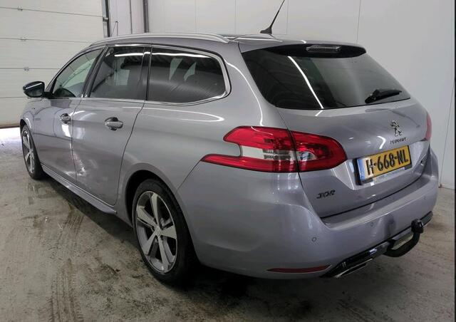 Peugeot 308 SW 1.5 HDi 131PK Automaat GT-Line / Panoramadak / Trekhaak / Pdc.V+A / Xenon / Airco-ecc./ 1/2 Leder