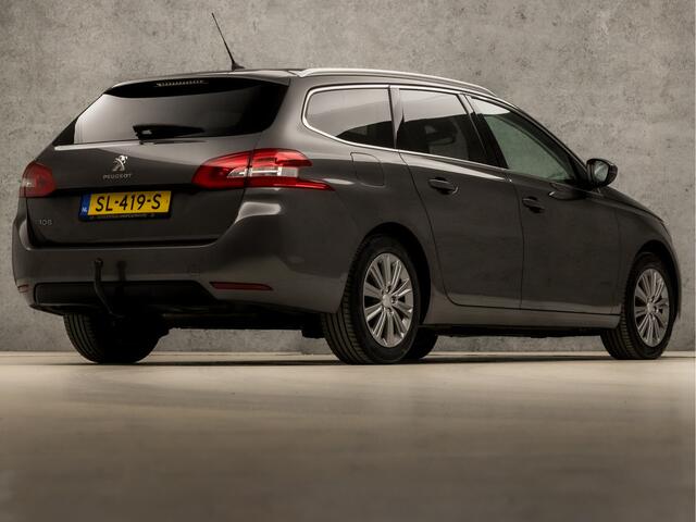 Peugeot 308 SW 1.2 PureTech Sport Automaat (PANORAMADAK, APPLE CARPLAY, GROOT NAVI, 360 CAMERA, LEDER, SPORTSTOELEN, CAMERA, TREKHAAK, CRUISE, NIEUWSTAAT)