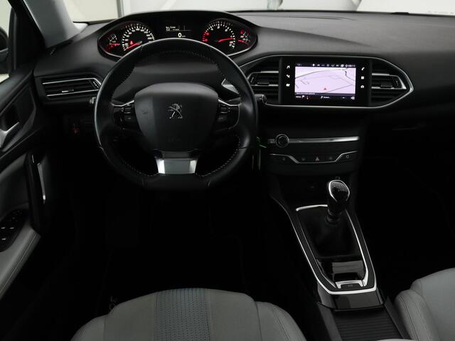 Peugeot 308 1.5 BlueHDi Blue Lease Premium | Panoramadak | Camera | Carplay | Navigatie | Parkeerhulp | Climate control