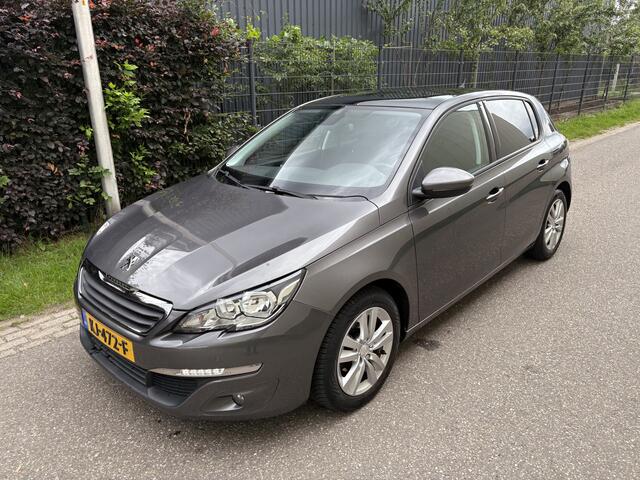 Peugeot 308 1.2 PureTech Blue Lease Executive / NAVI / AIRCO / PANORAMADAK / 118dkm! NAP!