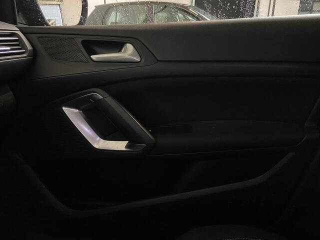 Peugeot 308 SW 1.2 PureTech Blue Lease Executive