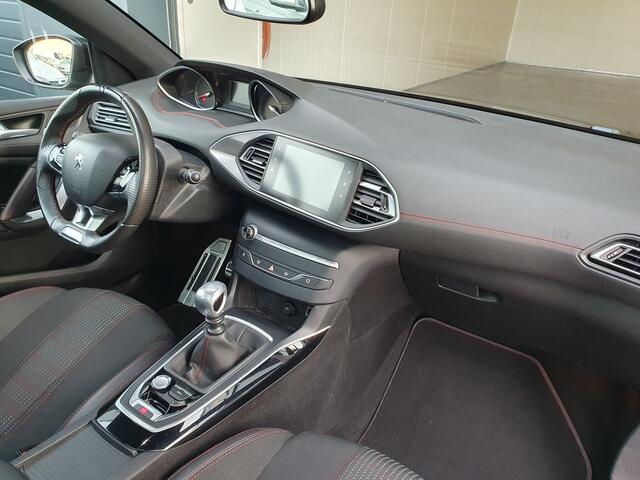Peugeot 308 SW 1.2 PureTech GT-line TREKH/PANO/LED/PDC/NAVI/CRUISE/CLIMA/LMV