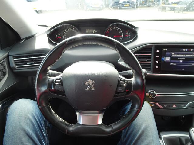 Peugeot 308 SW 1.2 PureTech Blue Lease