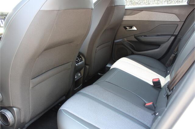 Peugeot 308 SW 1.2 PureTech Allure Pack | 360 |
