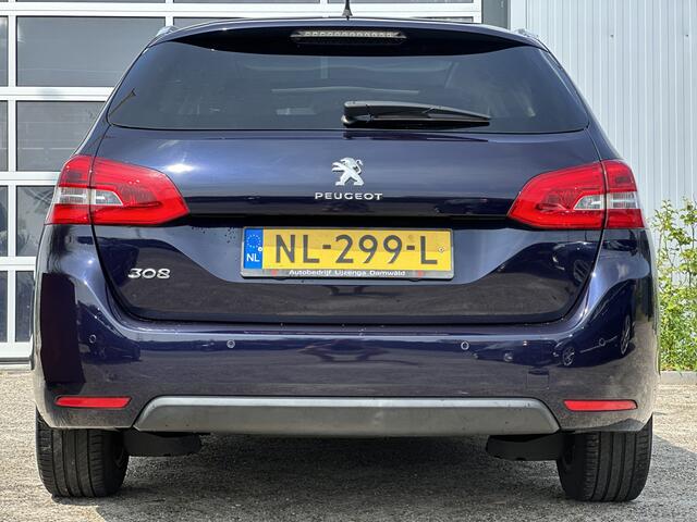 Peugeot 308 SW 1.2 PureTech Style 110PK | Nieuwe distributieriem | Panoramadak | Bluetooth | Cruise Control | DAB Radio | Navigatie | PDC-achter | Zeer nette auto!