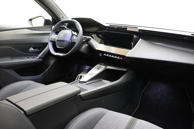 Peugeot 308 1.2 Hybrid 145 e-DCS6 GT | Panorama dak | FOCAL Hi-Fi | 360 Camera | Afneembare trekhaak | Adaptive Cruise Control | Navigatie | Full LED