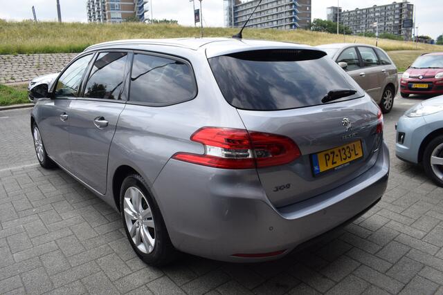 Peugeot 308 SW 1.2 PureTech Blue Lion NAP PDC Navi Pano