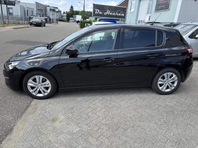Peugeot 308 1.6 HDi Executive Pano clima navi
