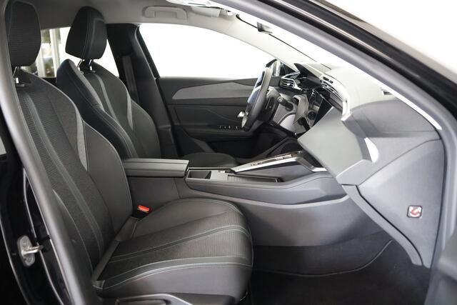 Peugeot 308 1.2 PureTech Allure / LED / Navi / CarPlay / ACC / CAM / AUT